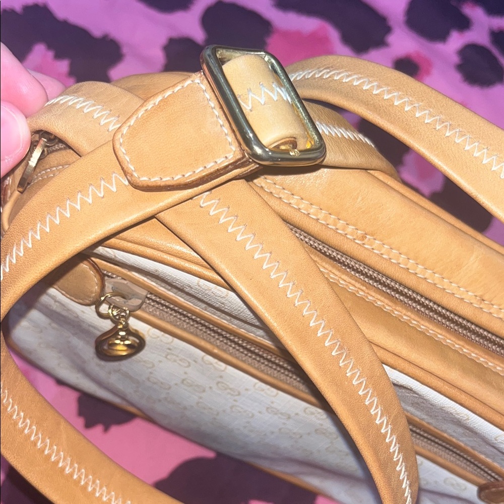 Gucci Monogram Camera bag Cream and Tan/caramel Crossbody Bag - Picture 8 of 17
